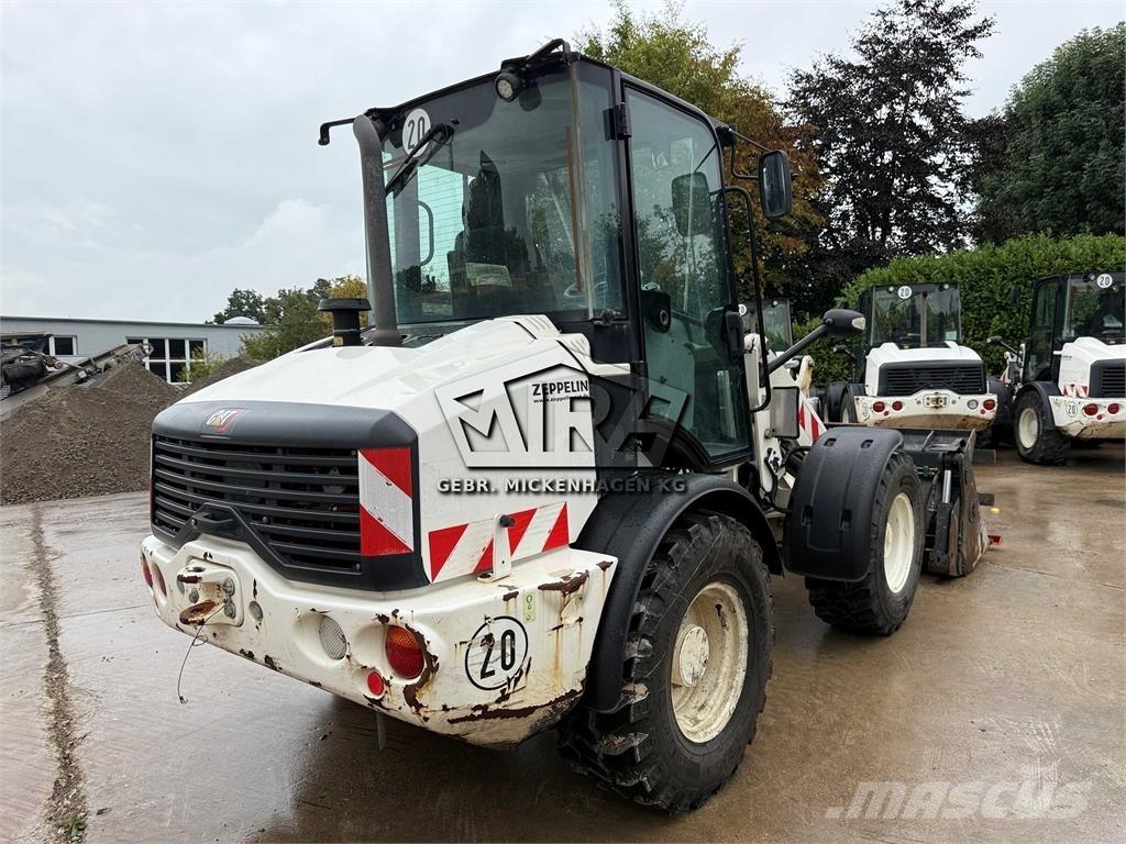 CAT 908M Pás carregadoras de rodas
