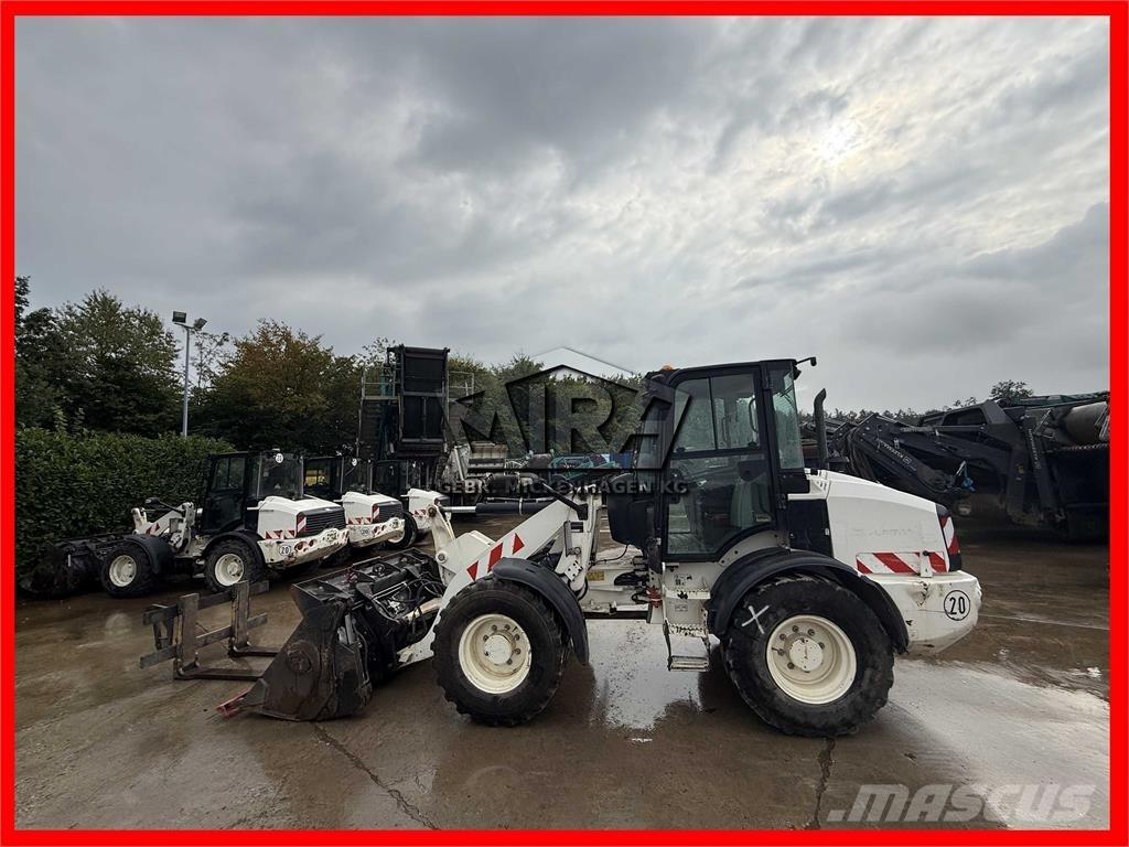 CAT 908M Pás carregadoras de rodas