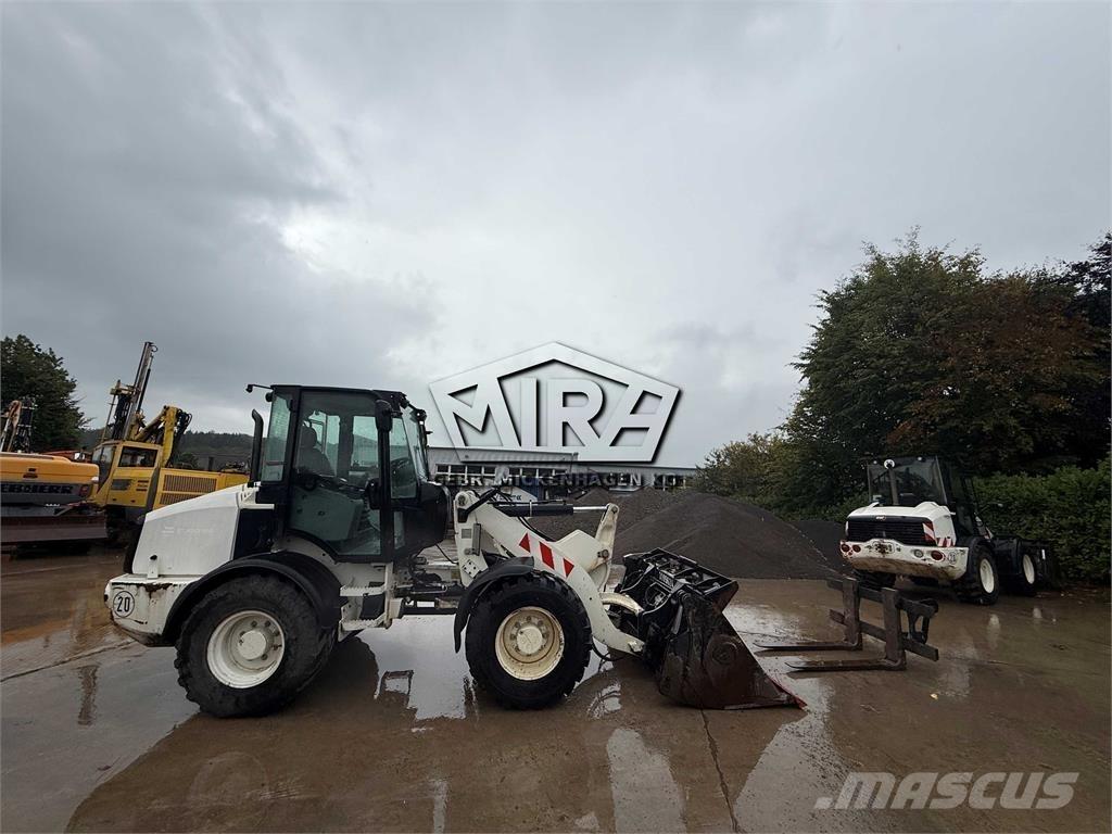 CAT 908M Pás carregadoras de rodas