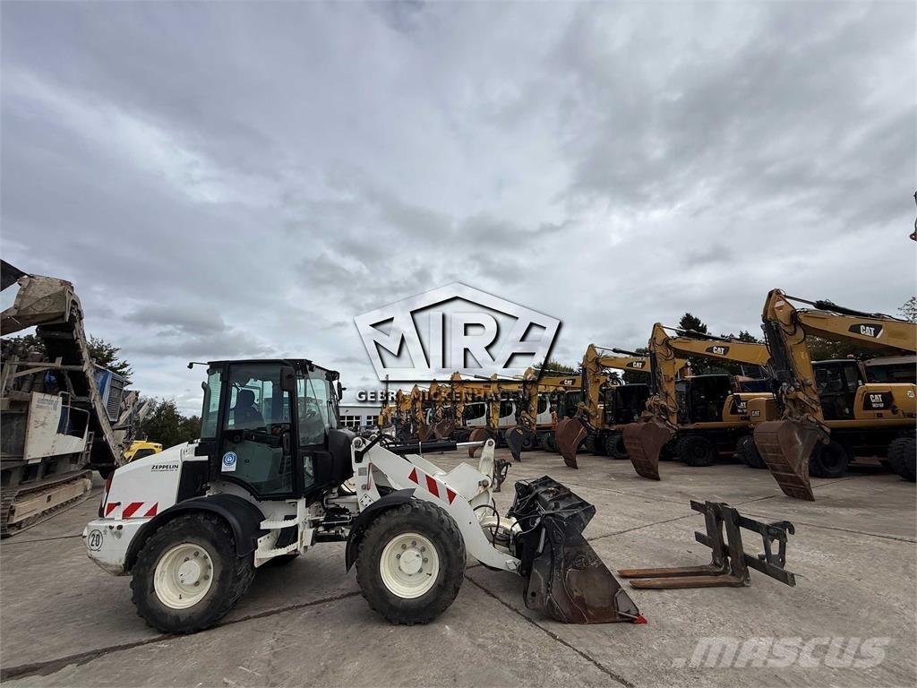 CAT 908M Pás carregadoras de rodas