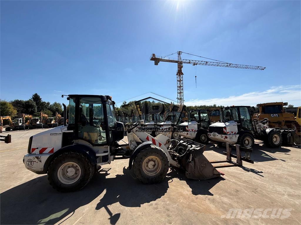 CAT 908M Pás carregadoras de rodas