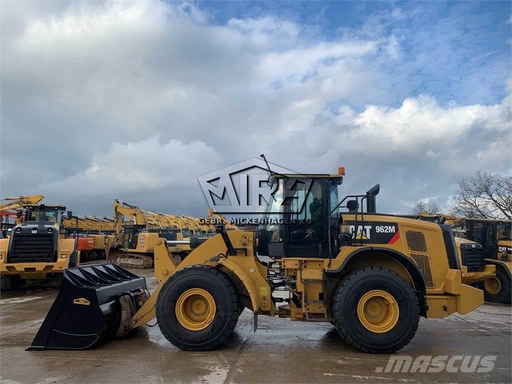 CAT 962M ( 950 M ) Pás carregadoras de rodas