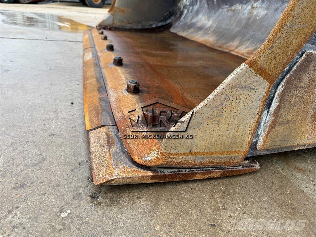 CAT 966K Pás carregadoras de rodas