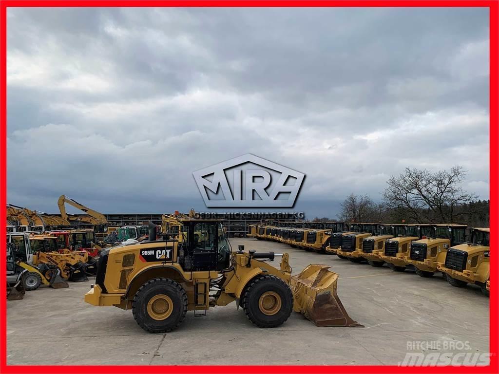 CAT 966M Pás carregadoras de rodas