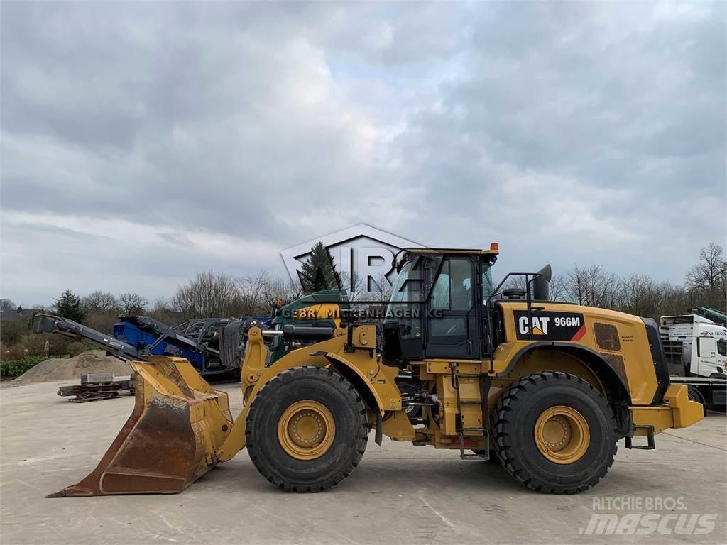 CAT 966M Pás carregadoras de rodas