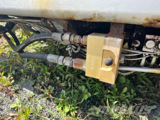  ANDERE Camiões Ampliroll