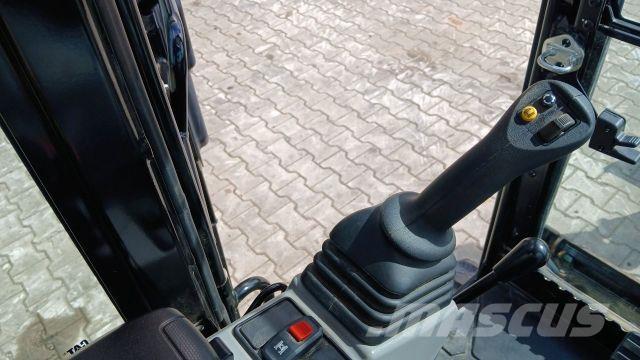 CAT 302 CR Construção - Outros
