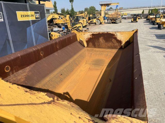 CAT 730 Construção - Outros
