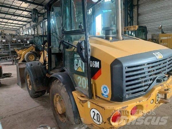 CAT 906M Pás carregadoras de rodas
