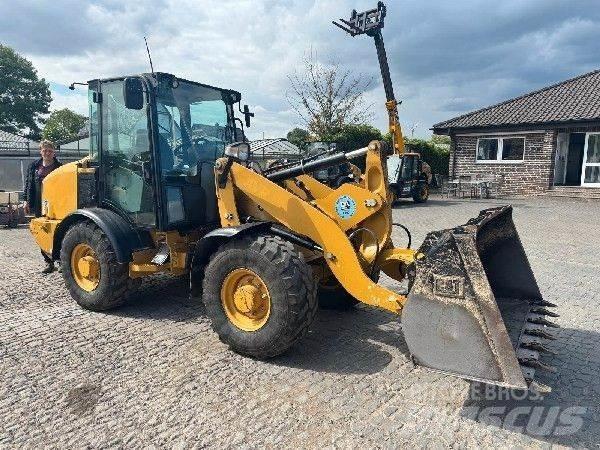 CAT 906M Pás carregadoras de rodas