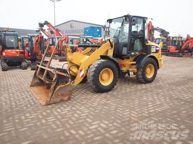 CAT 908M / 35 km/h Pás carregadoras de rodas