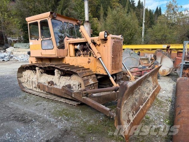 CAT D6C Dozers - Tratores rastos