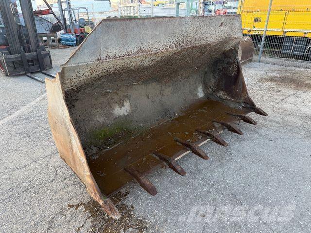  DIV. SCHAUFEL Pás carregadoras de rodas