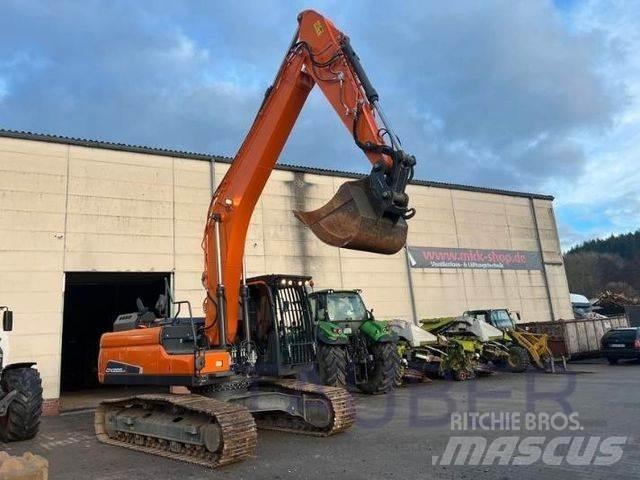 Doosan DX 225 LC-5 Escavadoras de rastos
