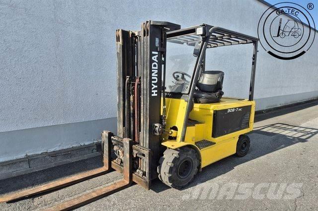 Hyundai 30B-7 Empilhadores eléctricos