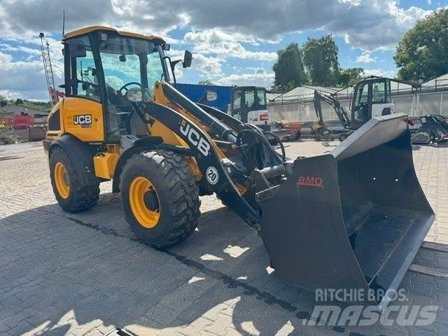 JCB 409 Pás carregadoras de rodas