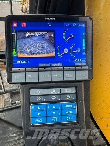 Komatsu PC210LC11 Escavadoras de rastos