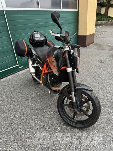KTM 690 DUKE Outros Camiões