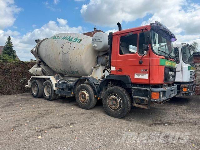 MAN 32.372 8x4 10m³ Camiões de betão