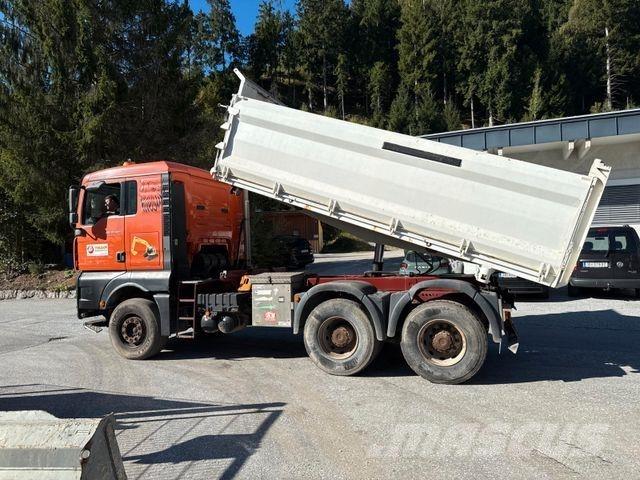 MAN TGA 33.530 Camiões basculantes