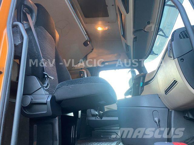 Mercedes-Benz 2542 Camiões de chassis e cabine