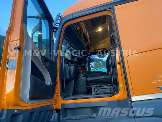 Mercedes-Benz 2542 Camiões de chassis e cabine