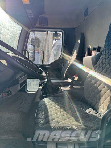 Renault Midlum 180 Camiões-cisterna