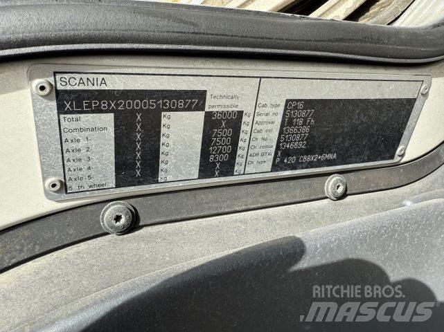 Scania P420 8X2*6 Camiões de chassis e cabine