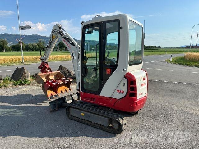 Takeuchi TB216 Mini Escavadoras <7t