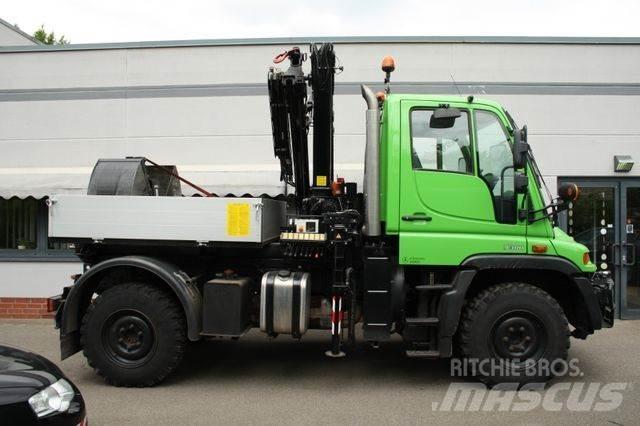 Unimog U 300 Camiões de chassis e cabine