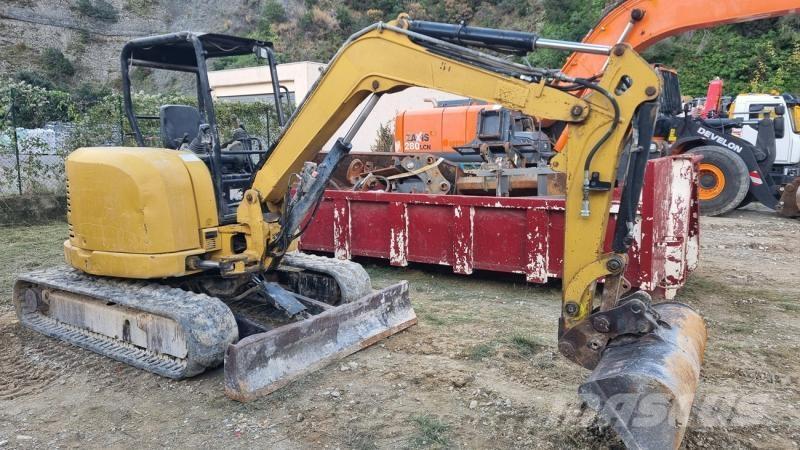 CAT 305ECR Mini Escavadoras <7t