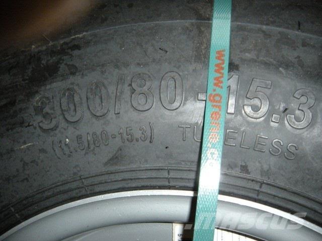  - - - 300-80-15.3 Pneus Agrícolas