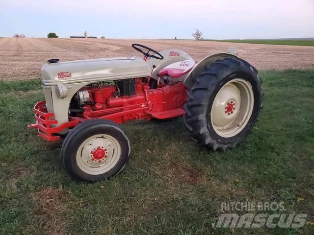 Ford 8 N Tractor Construção - Outros
