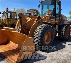 CASE 621D Pás carregadoras de rodas
