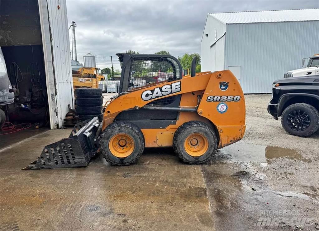 CASE SR250 Carregadoras de direcção deslizante