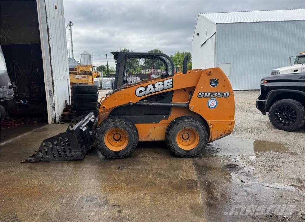CASE SR270 Carregadoras de direcção deslizante