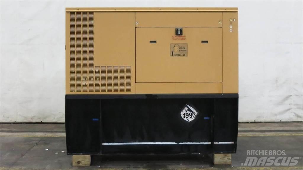 CAT 100 KW Geradores Diesel