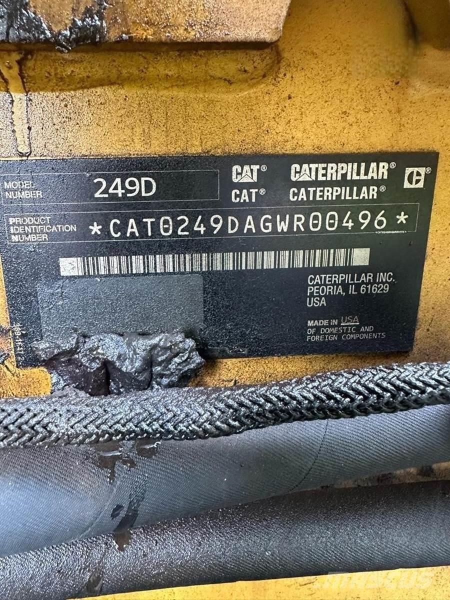 CAT 249D Carregadoras de direcção deslizante