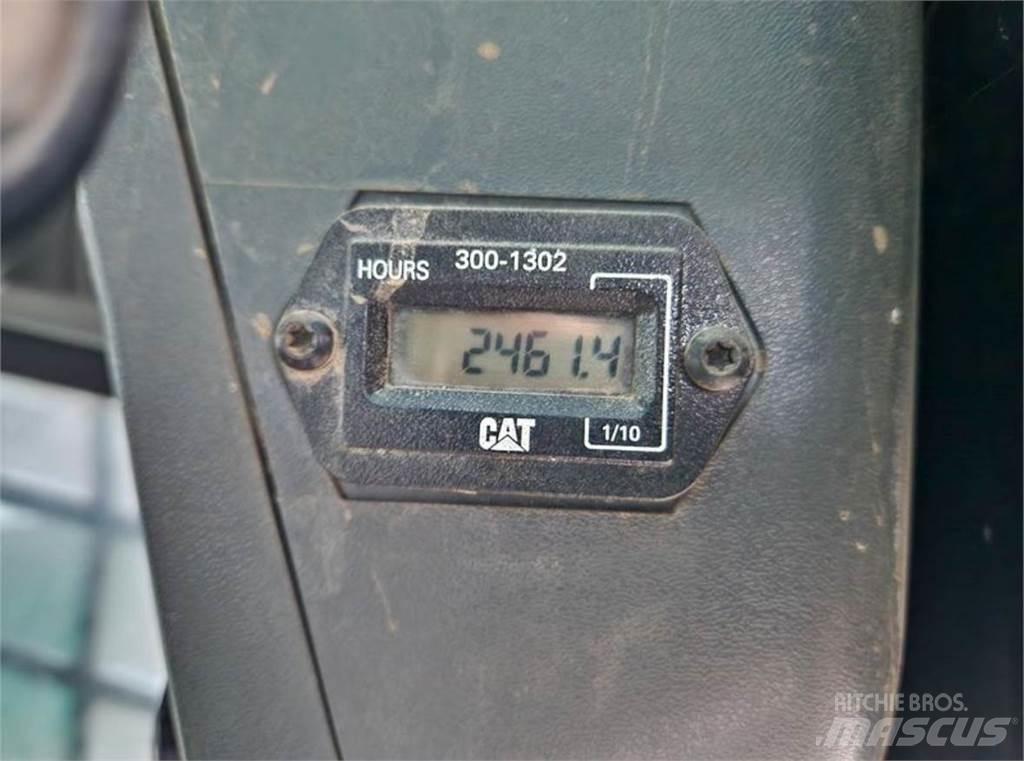 CAT 259B3 Carregadoras de direcção deslizante