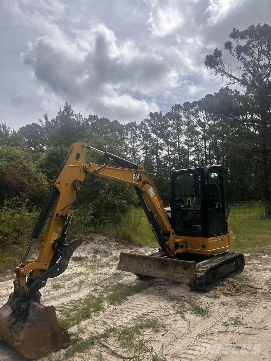 CAT 304 Mini Escavadoras <7t