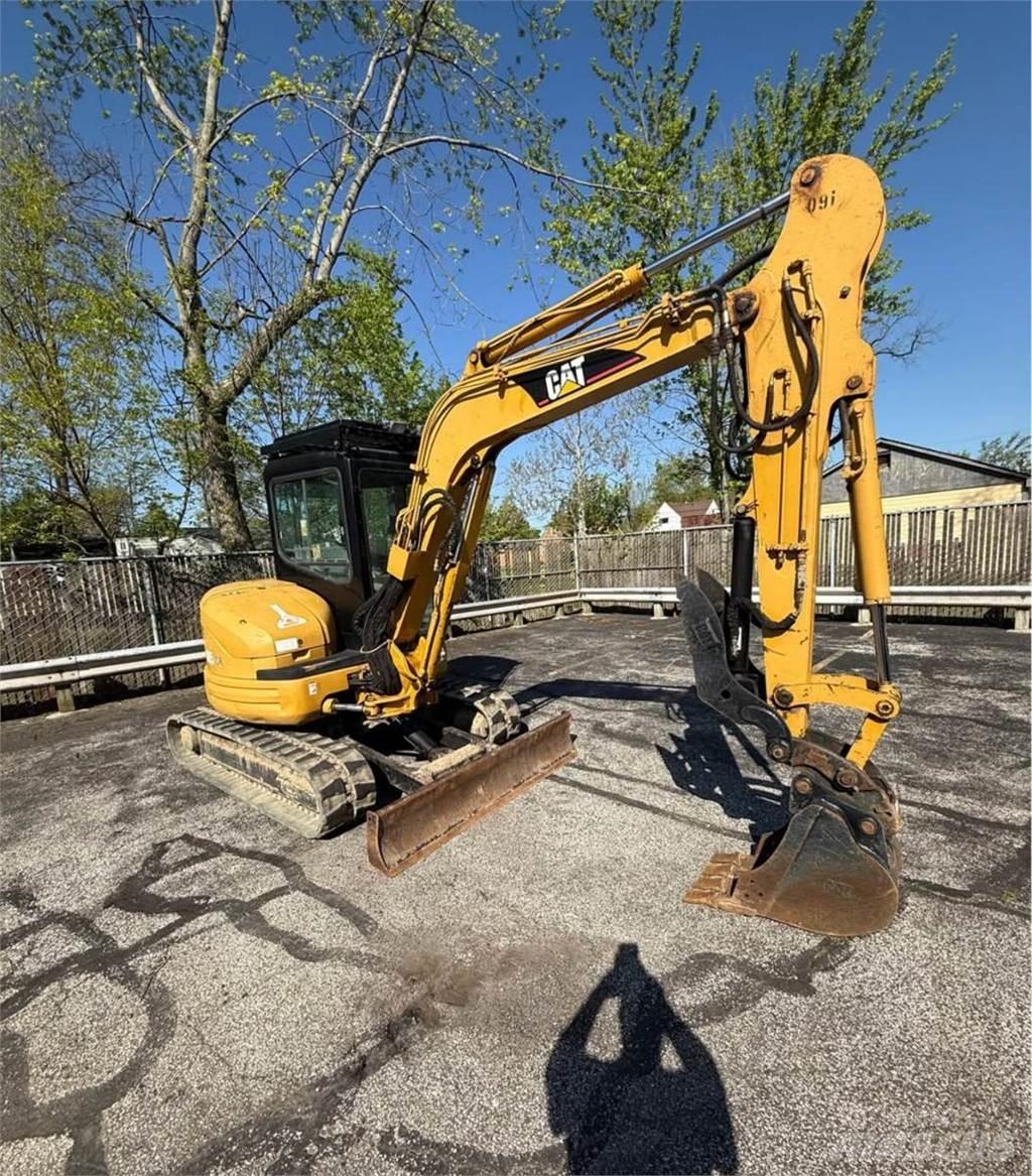 CAT 305CR Mini Escavadoras <7t