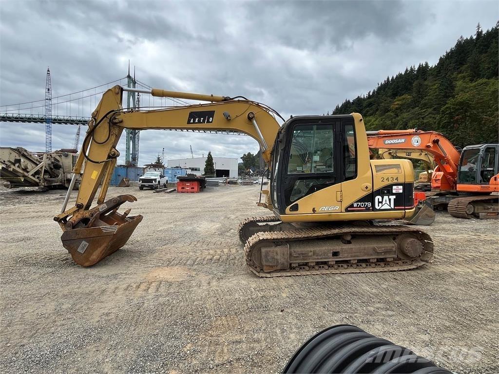 CAT 311C Escavadoras de rastos