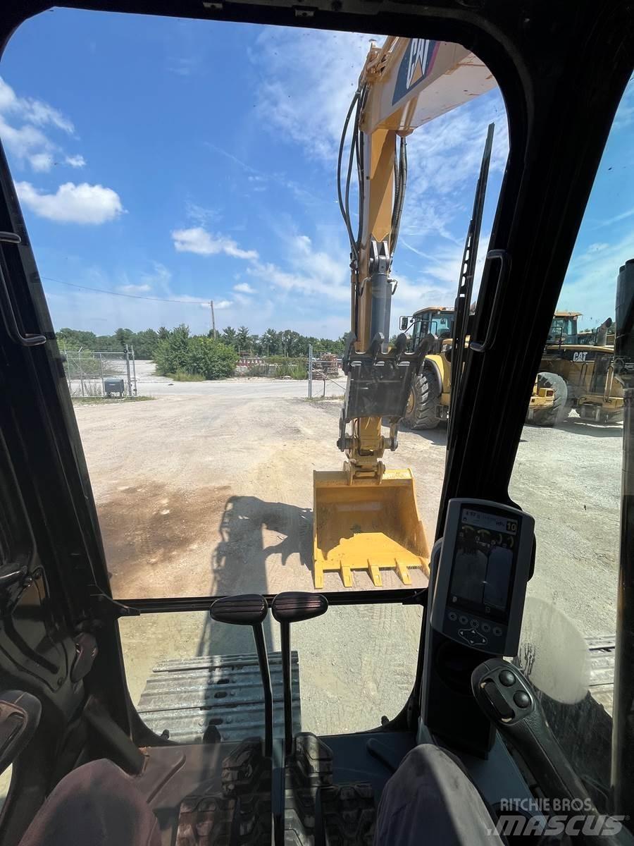 CAT 313FL Escavadoras de rastos