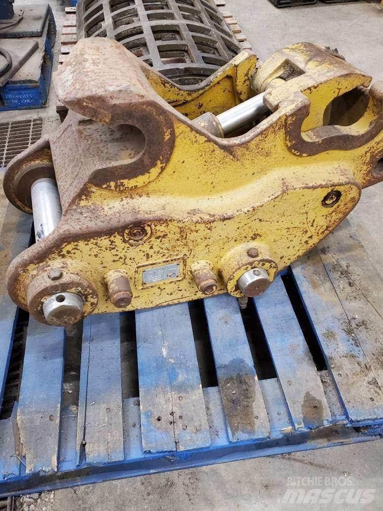 CAT 320DL Conectores