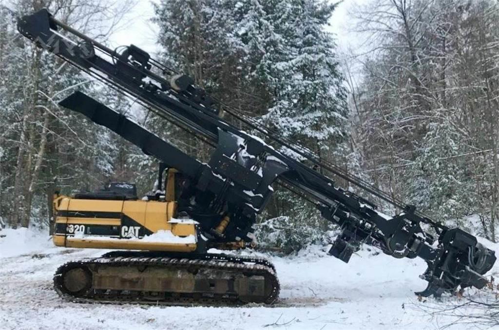 CAT 320L Desgalhadores