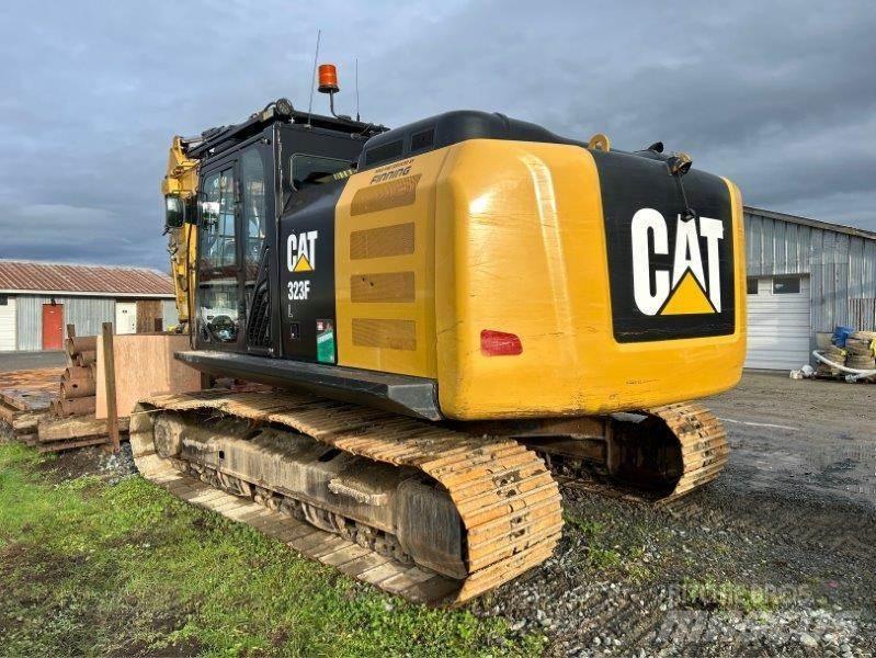 CAT 323FL Escavadoras de rastos