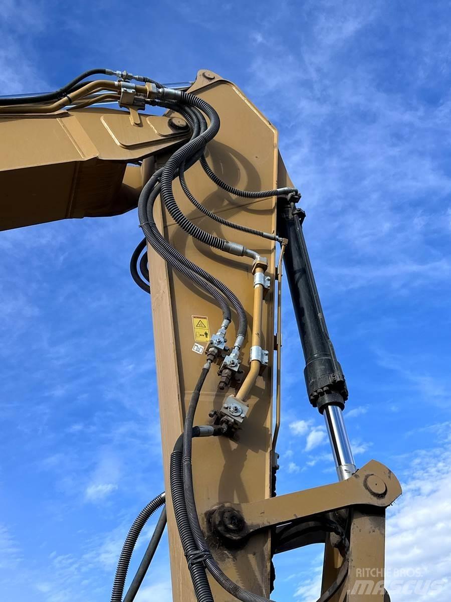 CAT 326 Escavadoras de rastos