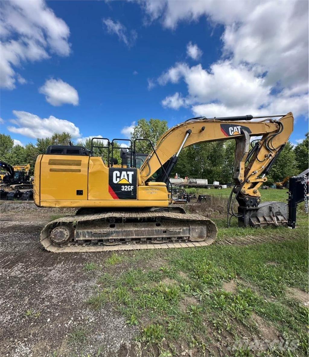 CAT 326FL Escavadoras de rastos