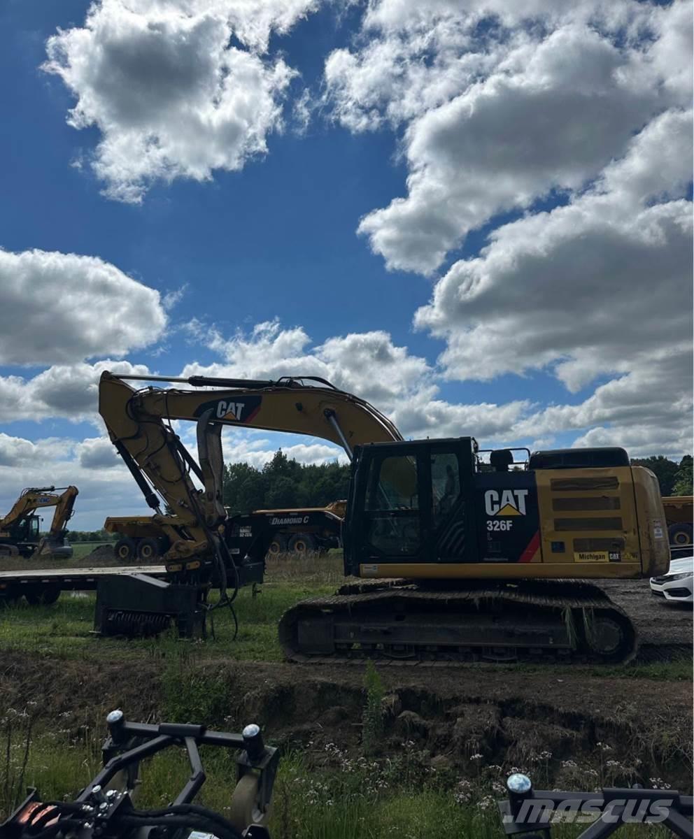 CAT 326FL Escavadoras de rastos