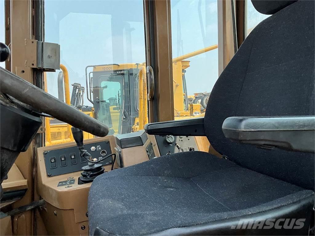 CAT 815F Compactadores para terra